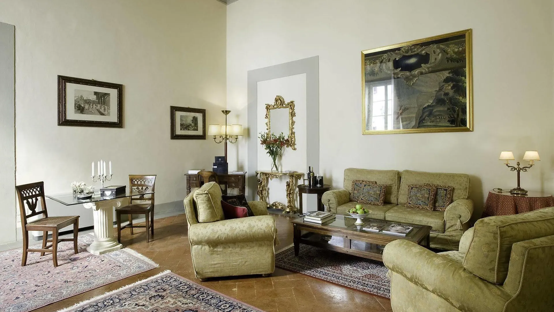 Palazzo Magnani Feroni, All Suite - Residenza D'Epoca 피렌체 호텔
