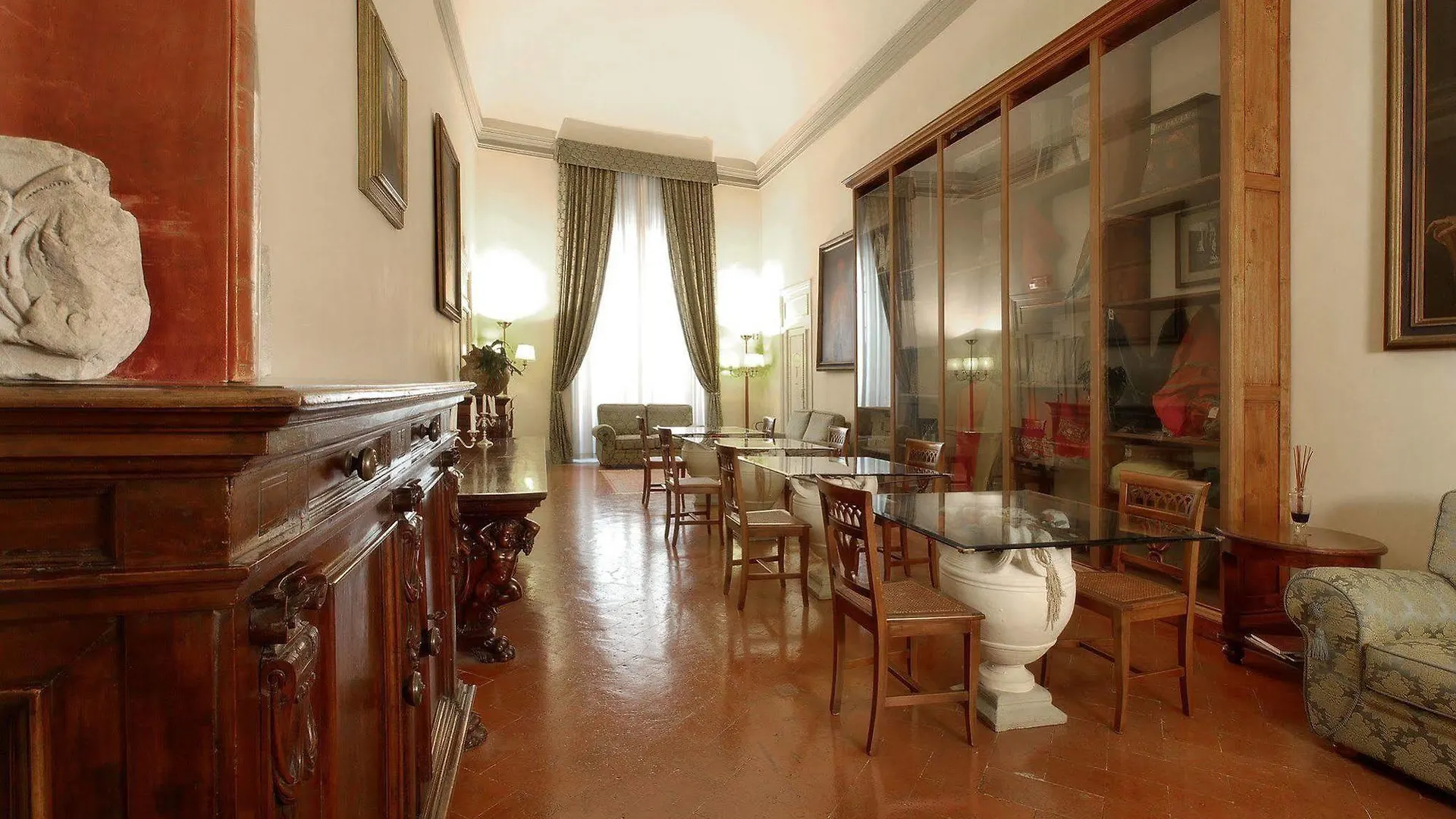 Palazzo Magnani Feroni, All Suite - Residenza D'Epoca 피렌체