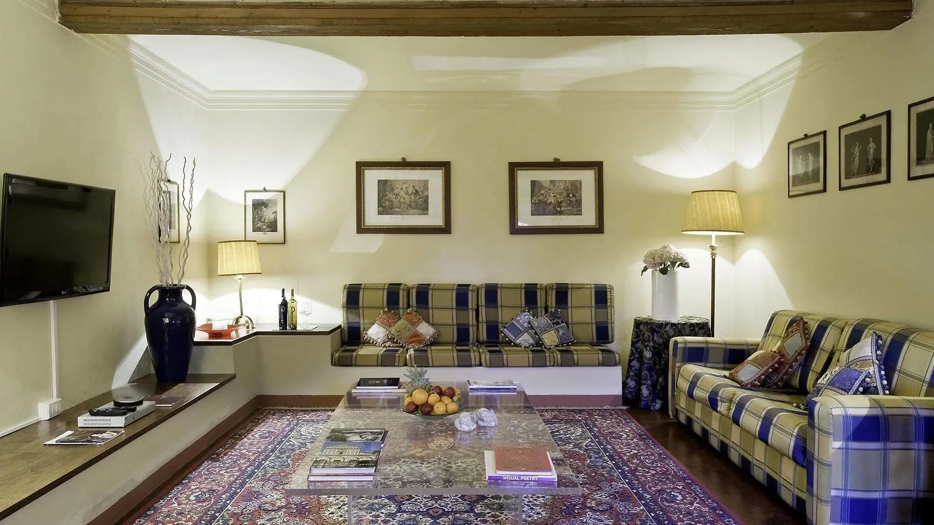 *** Hotel Palazzo Magnani Feroni, All Suite - Residenza D'Epoca Florence Italy