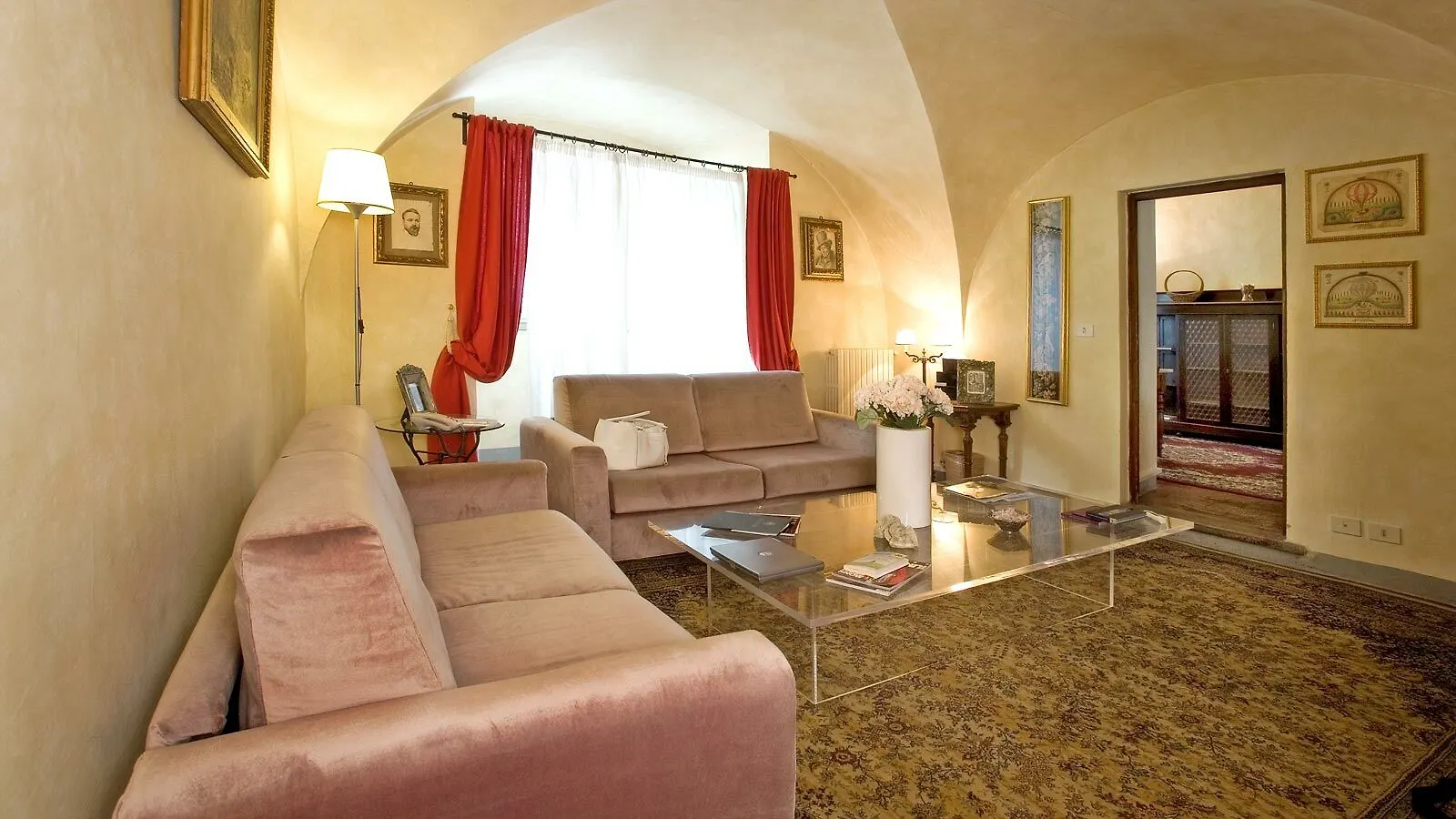 Palazzo Magnani Feroni, All Suite - Residenza D'Epoca Florence Italy